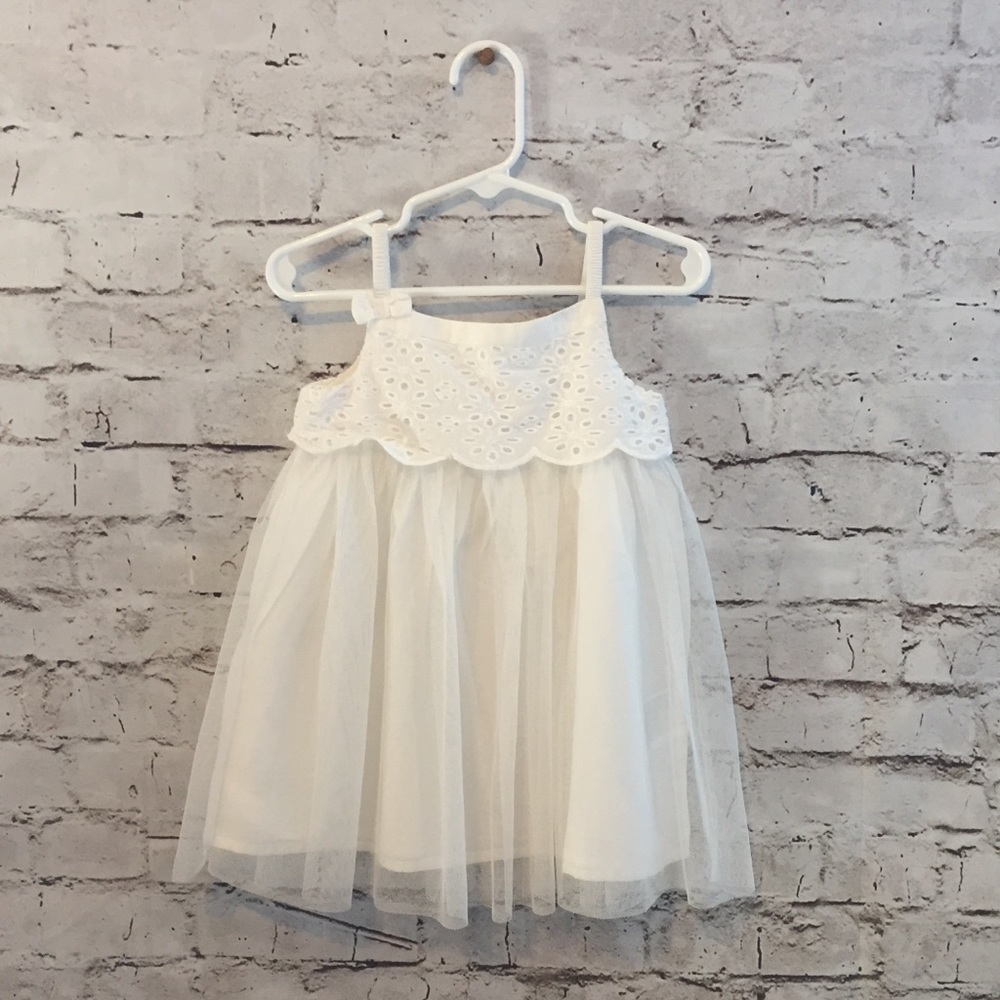 Toddler Girls White Dress 9-12 Eyelet Cotton Tulle
